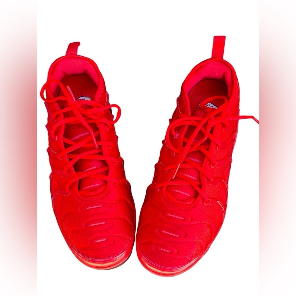 Nike Air Vapormax Plus Triple Red University Red sneakers
